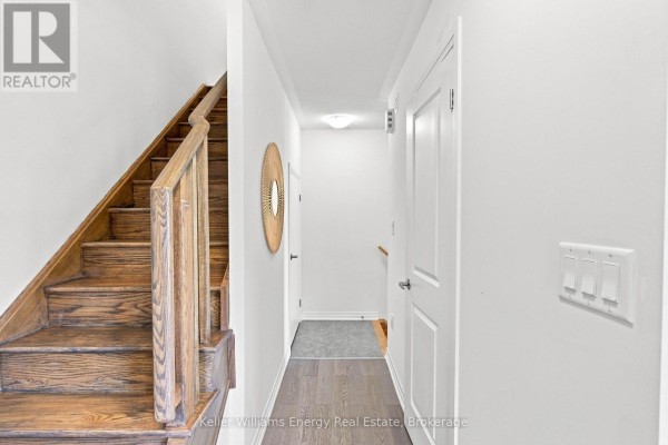 Bedroom 2 - 29c Lookout Drive, Clarington, ON L1C7G1 Photo 5
