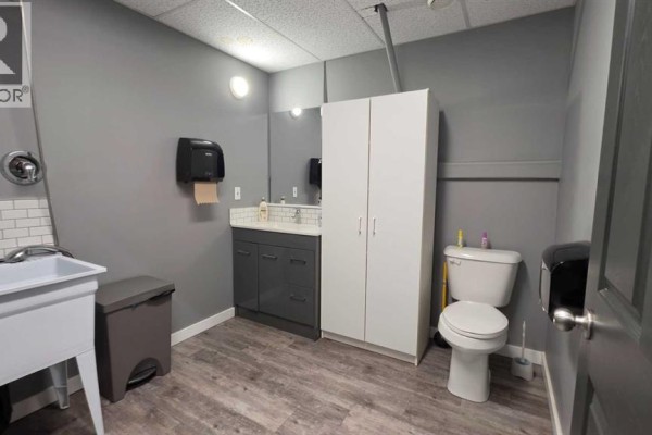 2a, 1808 50 Avenue E, Lloydminster, AB T9V2W7 Photo 5