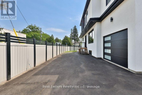 2a - 172 Royal York Road, Toronto, ON M8V2V4 Photo 2