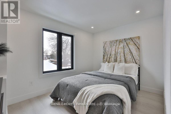 2a - 172 Royal York Road, Toronto, ON M8V2V4 Photo 4