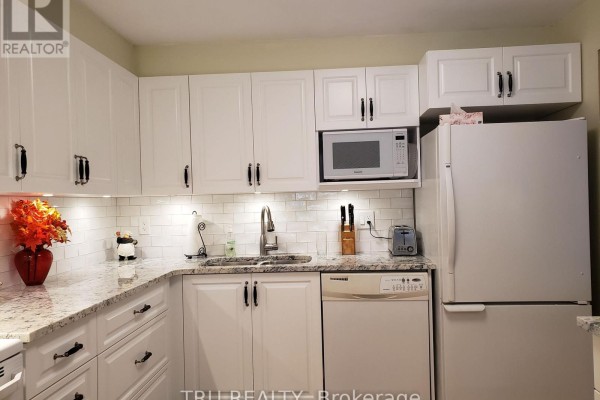 Bedroom - 2a Millrise Lane, Ottawa, ON K2G5G1 Photo 3