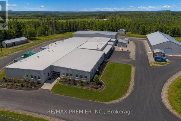 2n Watabeag Road, Kirkland Lake, ON P0K1S0 Photo 2