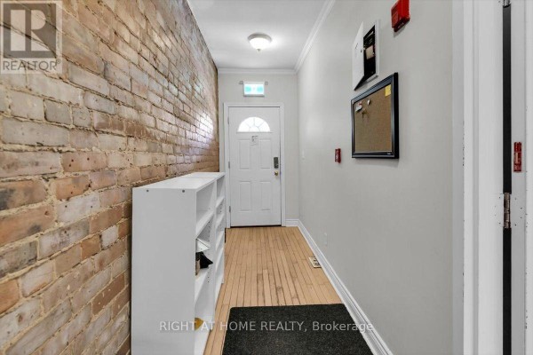 2nd & 3rd Floor - 182 Mutual Street, Toronto, ON M5B2B3 Photo 3