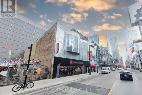 2nd & 3rd Floor - 331 - 333 Yonge Street, Toronto, ON M5B1R7 Photo 3