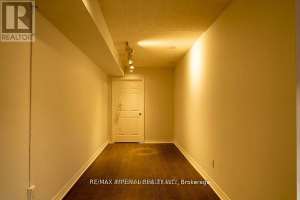 2nd Fl - 3334 A Yonge Street, Toronto, ON M4N2M4 Photo 2