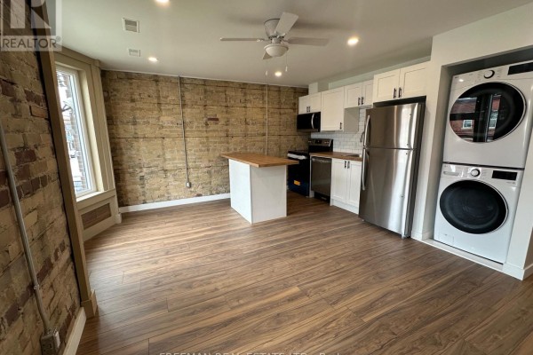 2nd Floor - 1029 Gerrard Street, Toronto, ON, photo 3