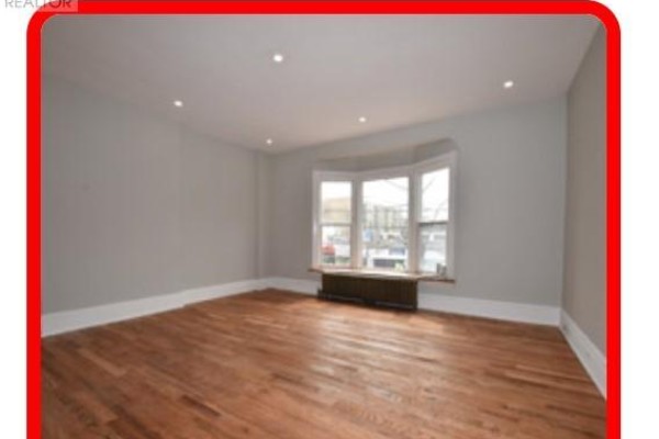 2nd Floor - 1436 Queen Street W, Toronto Photo 4