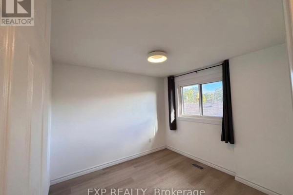 2nd Floor - 15 Neddie Drive, Toronto, ON M1T2S9 Photo 5