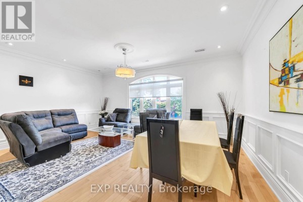 2nd Floor - 2 Mackay Drive, Richmond Hill, ON L4C6P1 Photo 5