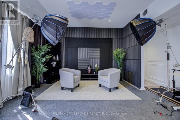 2nd Floor - 2017 Danforth Avenue, Toronto, ON M4C1J7 Photo 3