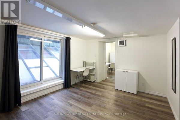 2nd Floor - 328-330 Queen Street W, Toronto, ON M5V2A2 Photo 2