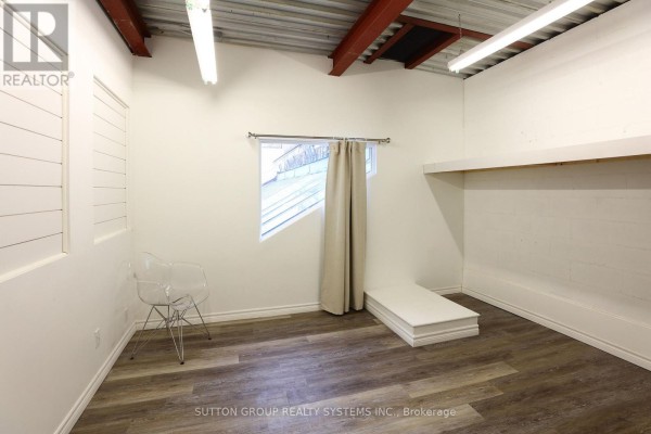 2nd Floor - 328-330 Queen Street W, Toronto, ON M5V2A2 Photo 5