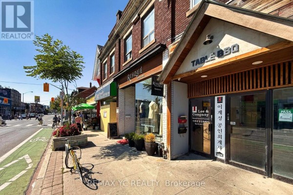 2nd Floor - 658 Bloor Street W, Toronto, ON, photo 2