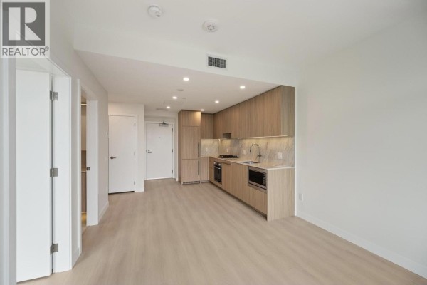 2xxx 626 Claremont Street, Coquitlam, BC V3J0T1 Photo 5