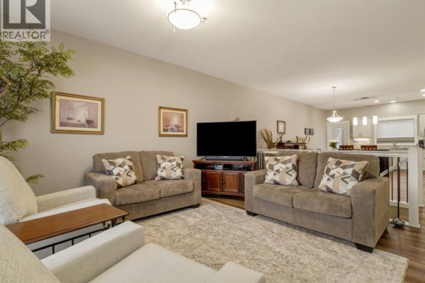 4pc Bathroom - 3, 179 Fairmont Boulevard S, Lethbridge, AB T1K7E8 Photo 4