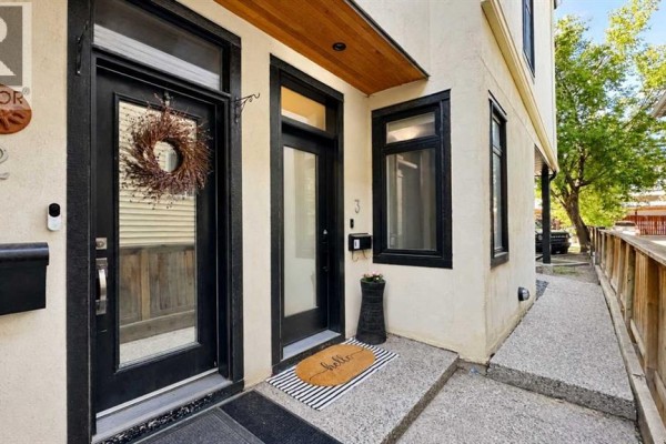 Kitchen - 3, 2118 35 Avenue Sw, Calgary, AB T2T2E3 Photo 3