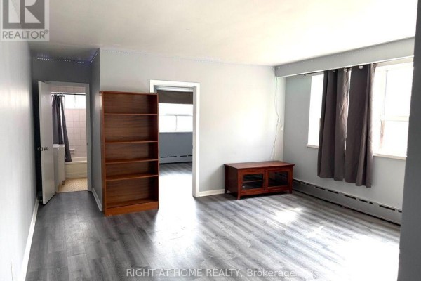 3 - 115 Eighth Street, Toronto, ON M8V3C5 Photo 4