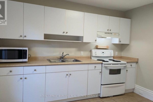 Dining room - 3 - 13-15 Midland Street, St  Catharines, ON L2R2V7 Photo 2
