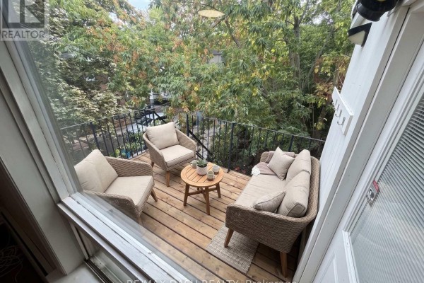 3 - 1303 Bloor Street W, Toronto, ON M6H1P1 Photo 2