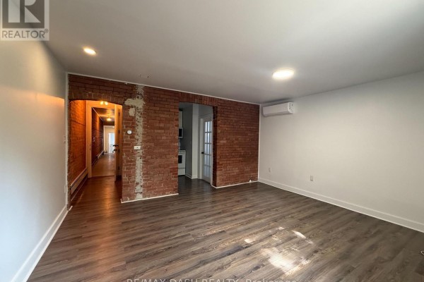 3 - 1303 Bloor Street W, Toronto, ON M6H1P1 Photo 5