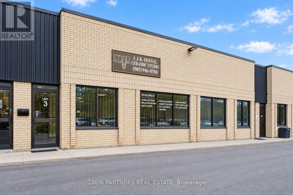3 - 145 Konrad Crescent, Markham