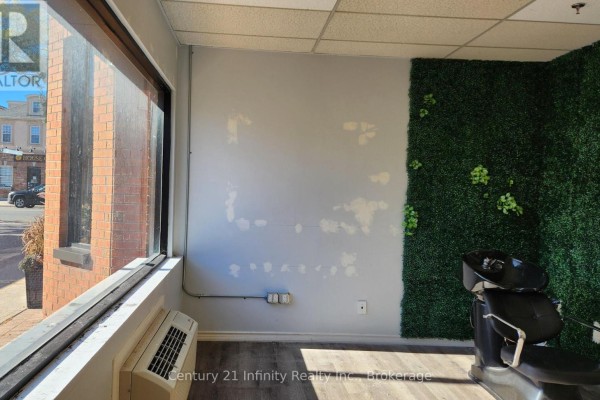 3 - 153 Brock Street N, Whitby, ON L1N4H3 Photo 3