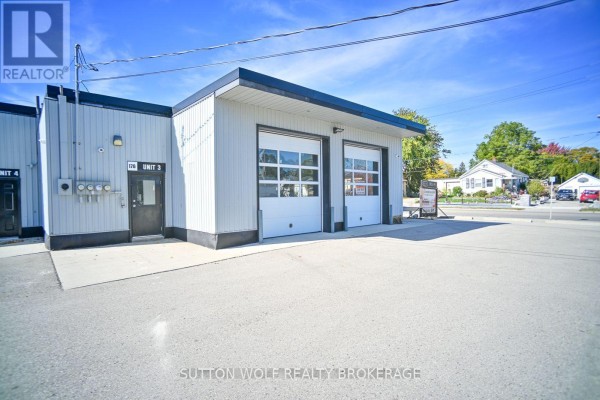3 - 176 Metcalfe Street E, Strathroy Caradoc, ON N7G1P6 Photo 3