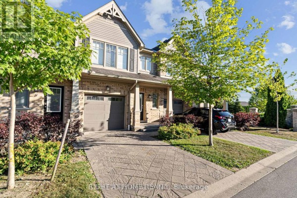 Living room - 3 - 1924 Cedarhollow Boulevard, London North, ON N5X0K3 Photo 4