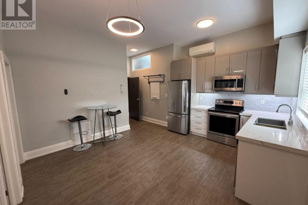 3 - 2548 Eglinton Avenue W, Toronto, ON, photo 3