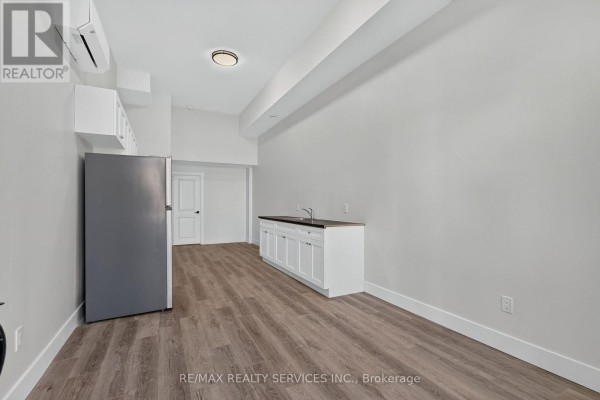 3 - 260 King Street, Welland, ON, photo 3