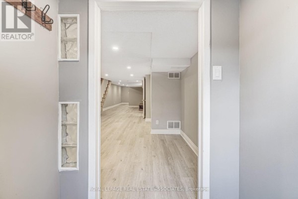 3 - 274 Ossington Avenue, Toronto, ON M6J3A3 Photo 5