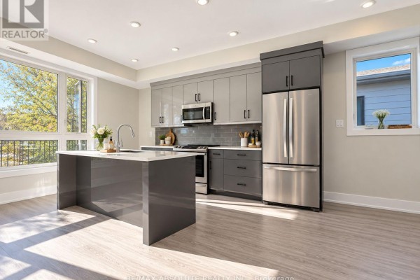 3 - 300 Elmgrove Avenue, Ottawa, ON K1Z6V1 Photo 3