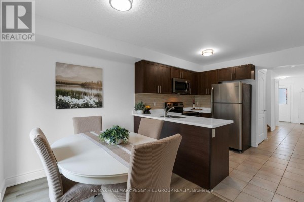 Kitchen - 3 - 31 Madelaine Drive, Barrie, ON L9J0G8 Photo 2