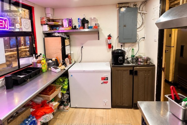 3 - 335 Yonge Street, Toronto, ON, photo 3