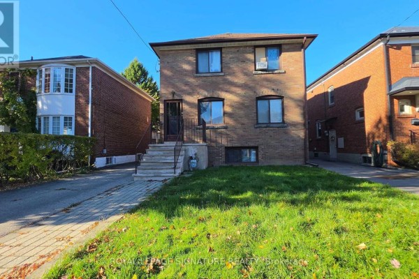 Kitchen - 3 - 34 Nineteenth Street, Toronto, ON M8V3L3 Photo 2