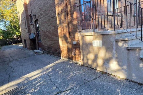 Primary Bedroom - 3 - 34 Nineteenth Street, Toronto, ON M8V3L3 Photo 4