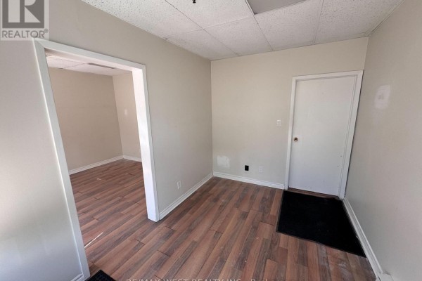 3 - 345 Healey Road, Caledon, ON L7E1E9 Photo 4