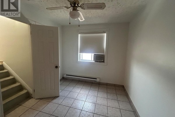 3 - 37 Holland Street W, Bradford West Gwillimbury, ON L3Z2B9 Photo 4