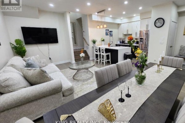 3 - 4010 Parkside Village Drive, Mississauga Photo 5