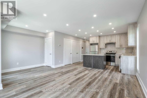 Primary Bedroom - 3 - 53 Rockcliffe Boulevard, Toronto, ON M6N4R3 Photo 5
