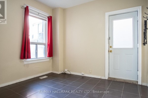 3 - 560 Jones Avenue, Toronto, ON, photo 2
