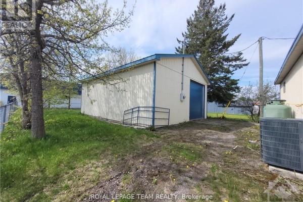 3 - 561 St-philippe Street, Alfred And Plantagenet, ON, photo 2