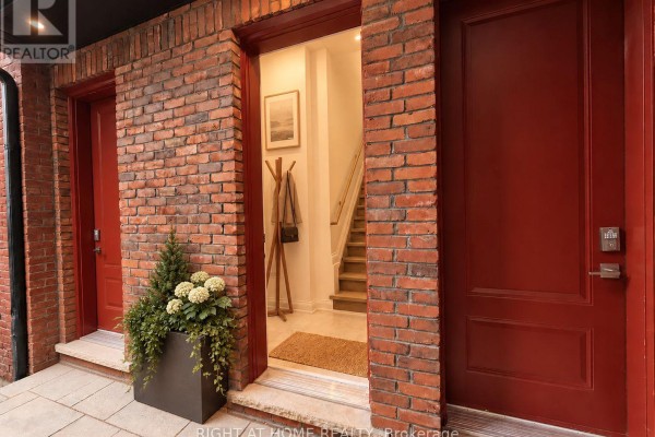 Primary Bedroom - 3 - 57 Hepbourne Street, Toronto, ON M6H1K4 Photo 4