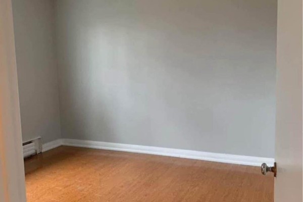 3 - 60 Maple Avenue S, Mississauga, ON, photo 3