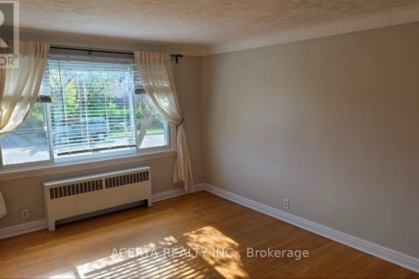 3 - 649 Cole Avenue S, Ottawa, ON K2A2B6 Photo 4