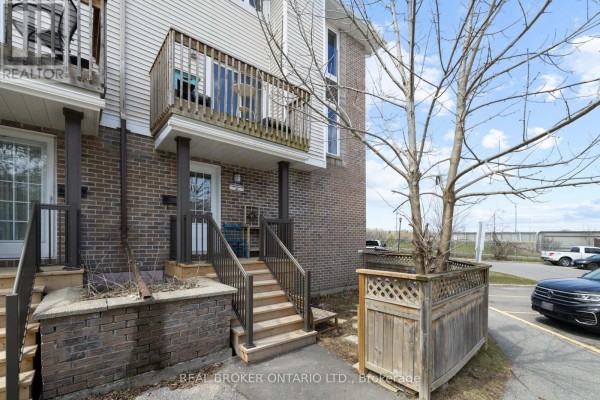 3 - 7 Timberview Way, Ottawa, ON K2H9M5 Photo 2