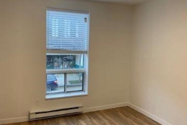 3 - 751 Queen Street E, Toronto, ON M4M1H3 Photo 4