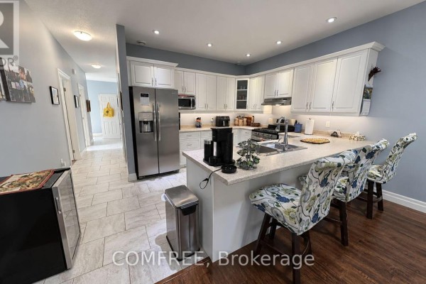 Kitchen - 3 - 78 Victoria Street, Meaford, ON N4L0B1 Photo 4