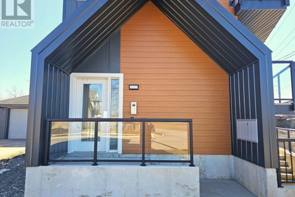 Multi-family for rent at 3 - 89 Sixth Street, Welland, ON - MLS® Vr8ISC