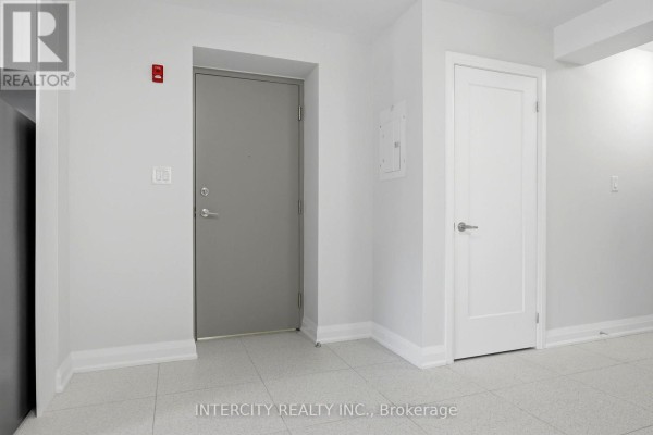 Bathroom - 3 - 91 Wentworth Street S, Hamilton, ON L8N2Y9 Photo 4